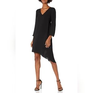 ADRIANNA PAPELL 3/4 SLEEVE ASYMMETRICAL DRESS.(AP1D102336)